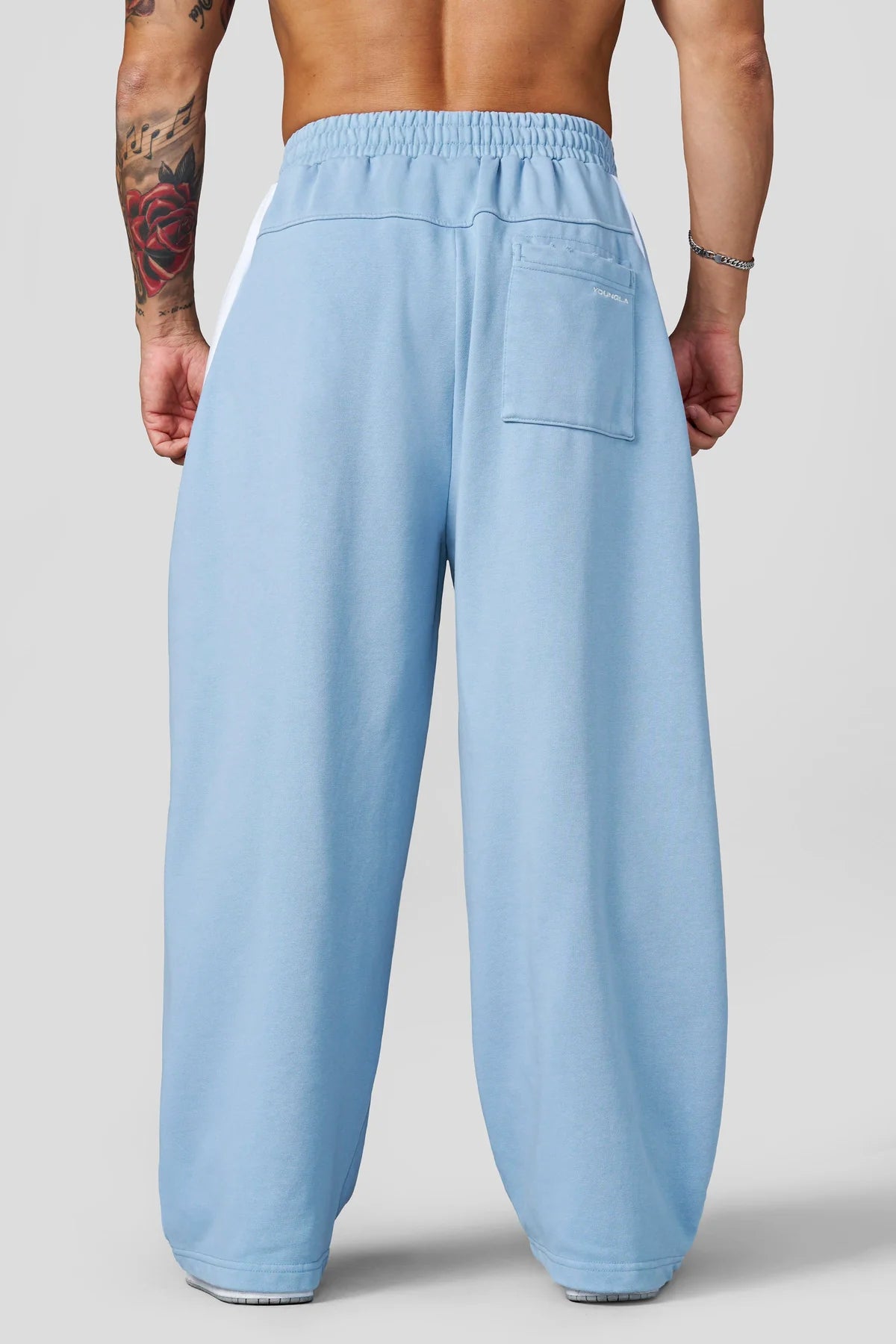 2071 - Baggy Ass Sweats