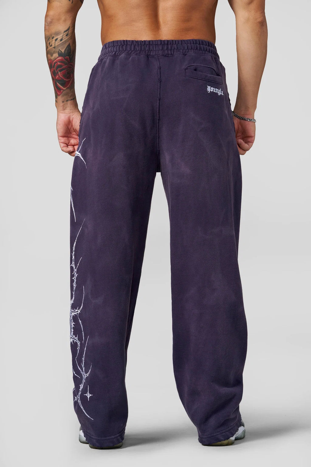 2122 - Eternal Embroidered Sweats